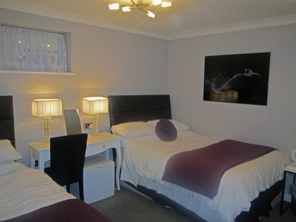 Verdon Guest House Stoke-on-Trent Exterior photo